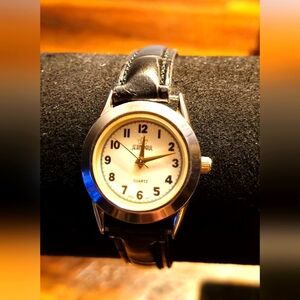 Jean Paul Genuine Black Leather Band Battery-operated Quartz Watch.